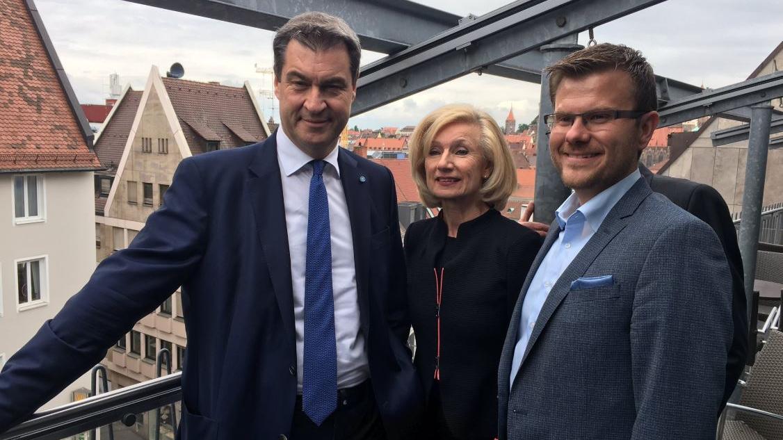 Marcus König tritt bei der Kommunalwahl 2020 in Nürnberg als Spitzenkandidat für die Nürnberger CSU an. Kulturreferentin Julia Lehner wird Kandidatin für den Bürgermeister-Posten.