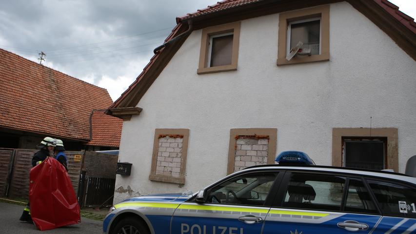 Burgwindheim bei Bamberg: Frau verschanzt sich in Haus