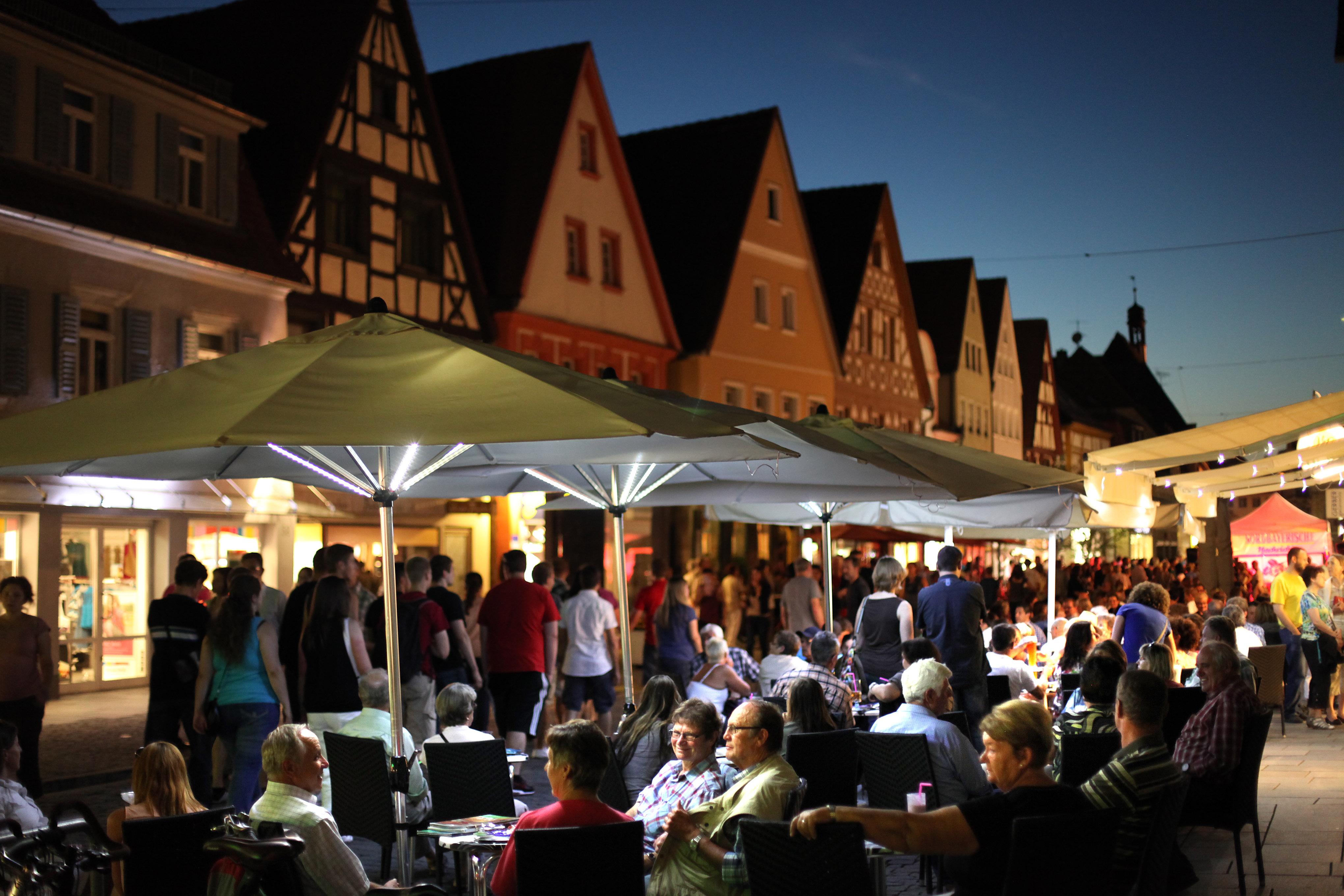 Heute mag sich in Forchheim keiner mehr die Fußgängerzone wegdenken. Durch Events wird immer wieder versucht, das Zentrum der Stadt zu beleben.