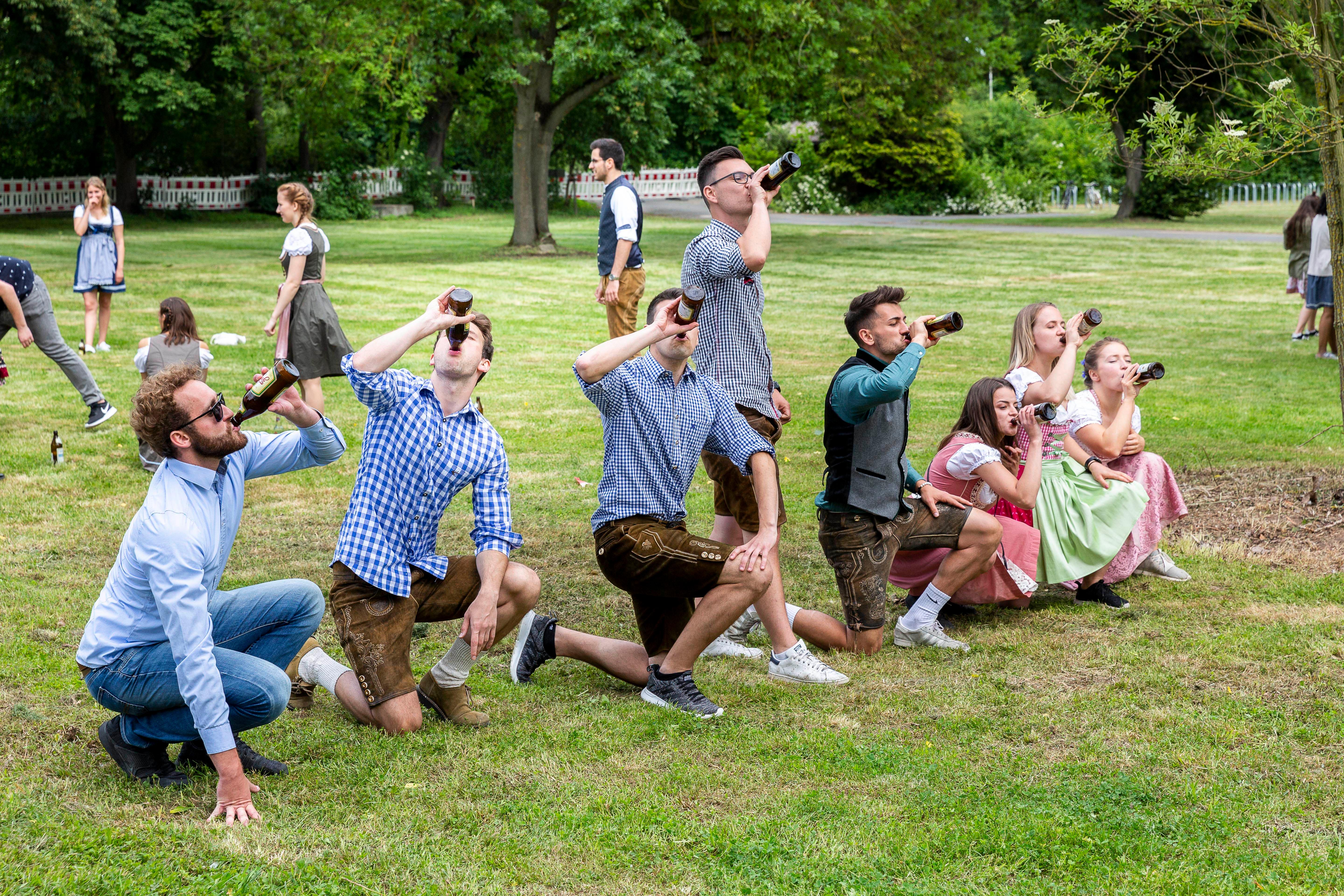 Gute Stimmung im Wiesengrund für die Bergkirchweih