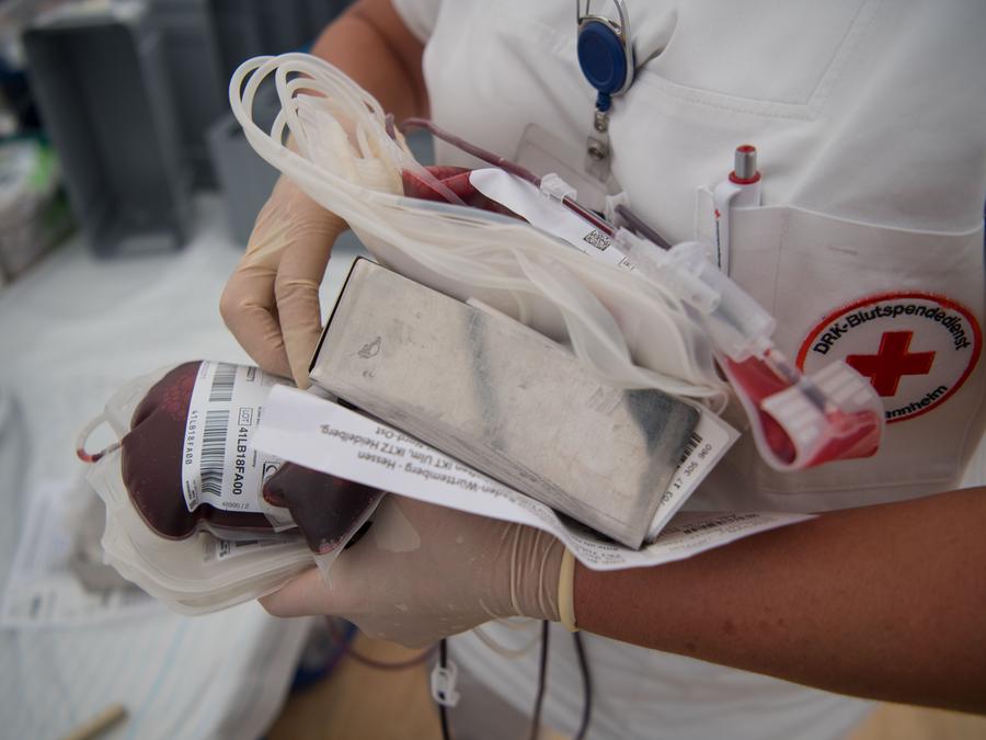 Depots Fast Aufgebraucht Blutspendedienste Schlagen Alarm Nurnberg Nordbayern De