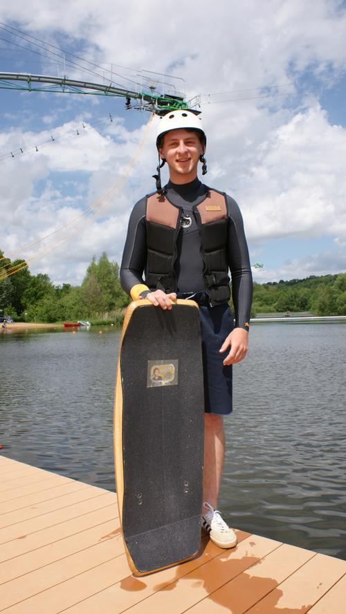 Felix Andrade kam zur Eröffnung der Wasserski- und Wakeboardanlage extra aus Mannheim ins Fränkisches Seenland angereist.
