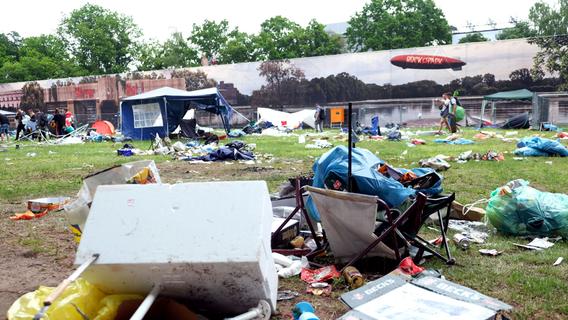 Müll-Chaos nach Rock im Park: Das Gelände gleicht einem Schlachtfeld