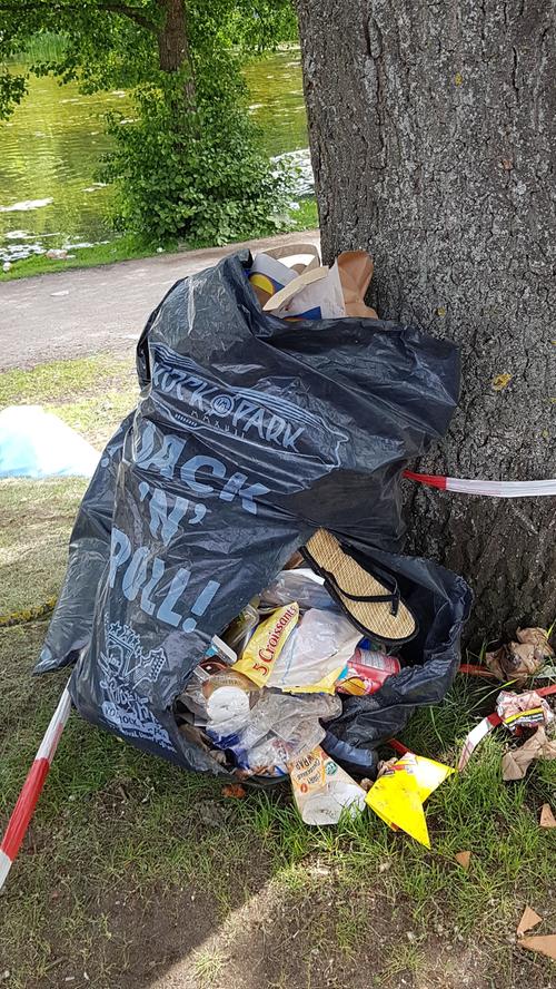 Abfallberge am Dutzendteich: Rock im Park-Gelände immer noch zugemüllt
