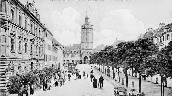 Auch Ansbach hat sich gewandelt. Auf diesem Bild vom Anfang des 20. Jahrhunderts dominierten noch Fußgänger und Pferdefuhrwerke.