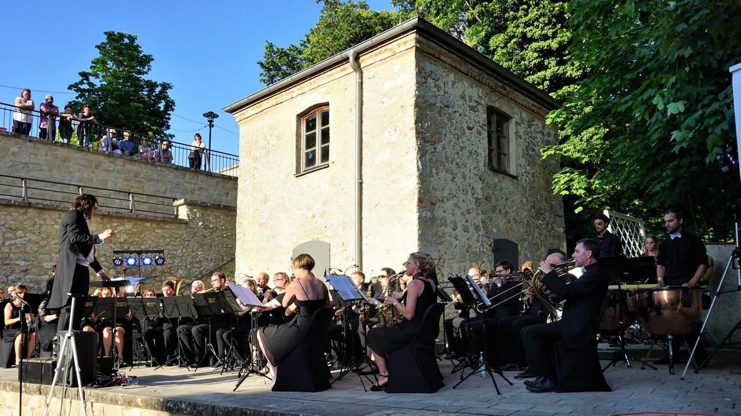  Symphonische Blasorchester Parsberg gibt Klassik-Open-Air