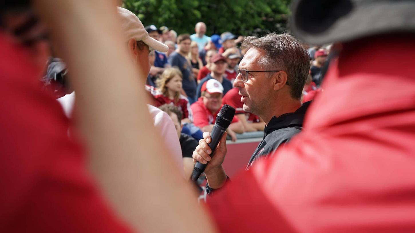 Canadi gefällt's! Club gibt beim Trainingsauftakt Gas Canadi gefällt's! Club gibt beim Trainingsauftakt Gas