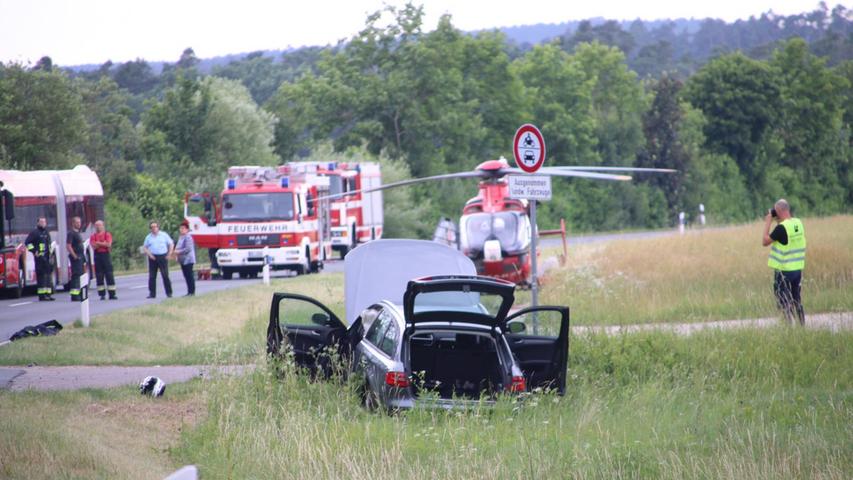 Kollision mit Auto: Biker stirbt in Nürnbergs Süden