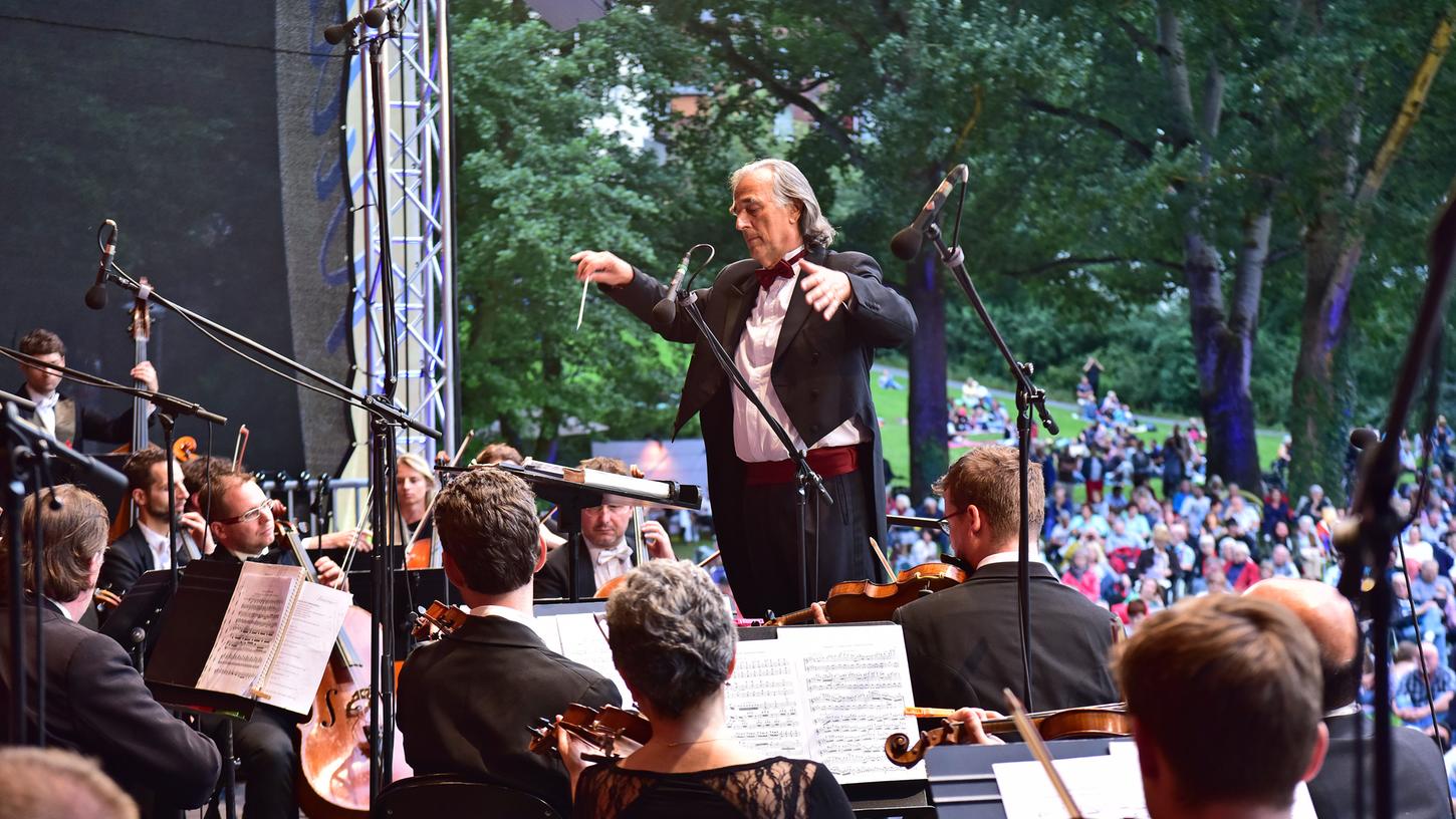 Die Prager Smetana Philharmoniker unter Hans Richter sorgten für melancholische Klänge im Stadtpark.