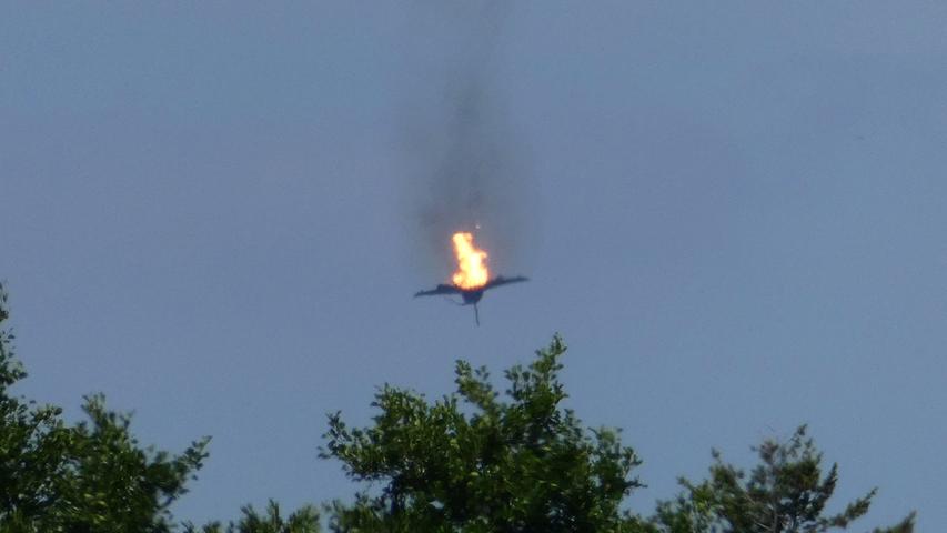 Zwei "Eurofighter" stoßen zusammen: Nur ein Pilot überlebt