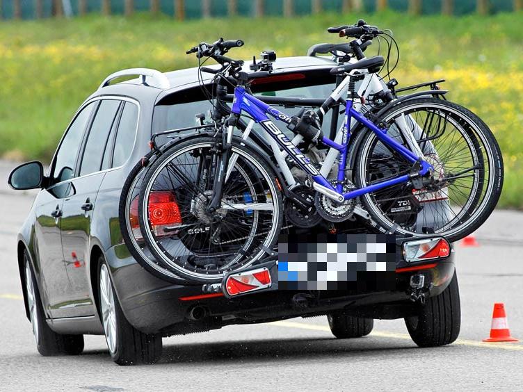 Fahrradtrager Abgefallen Unfall Mit Sieben Fahrzeugen Auf Der A9 Region Nordbayern De