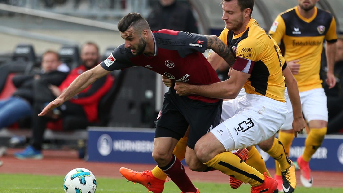 Enge Duelle: Gegen Dynamo Dresden taten sich Mikael Ishak & Co. in der jüngeren Vergangenheit oft schwer.