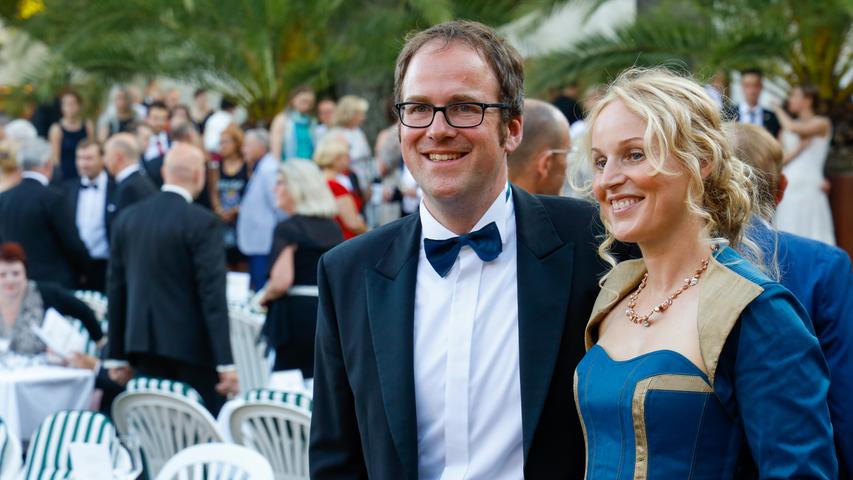Erlangens Oberbürgermeister Florian Janik und Ehefrau Sylvia waren unter den Ehrengästen.