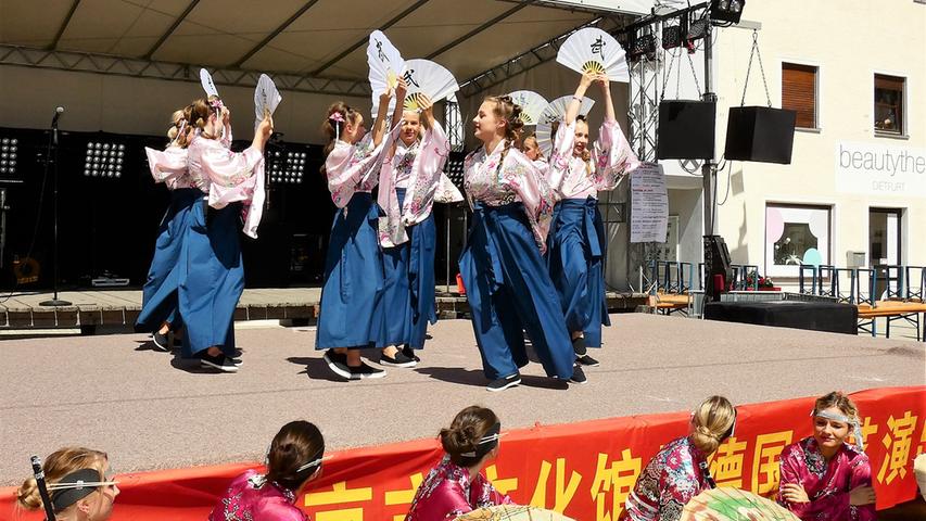 Mit Musik, einem großen Drachen und viel guter Laune wurde das Bayrisch-chinesische Sommerfest in Dietfurt gefeiert.