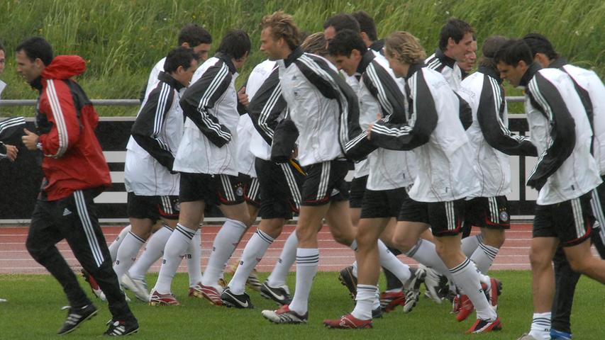 2007: Abschlusstraining vor dem Spiel gegen San Marino