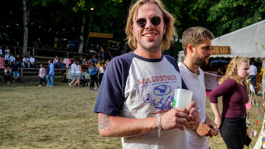 Soundcheck, Sonne und Bier: Waldstock-Festival öffnet seine Pforten