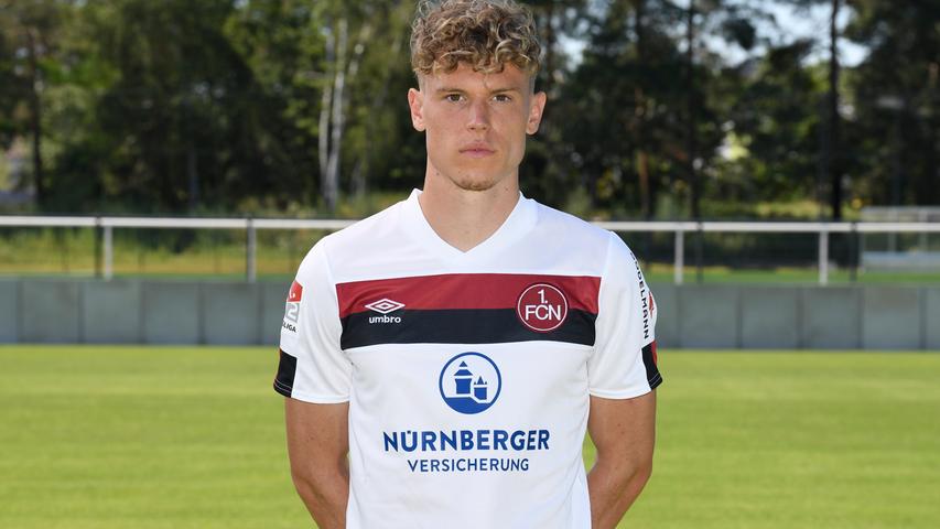 Viel Freude bereitete bisher Neuzugang Robin Hack. Der Lockenkopf kam von der TSG Hoffenheim nach Franken, stand in vier von sechs möglichen Pflichtspielen in der Startelf und wurde für seine ansprechenden Leistungen jüngst für die U21-Nationalmannschaft nominiert.