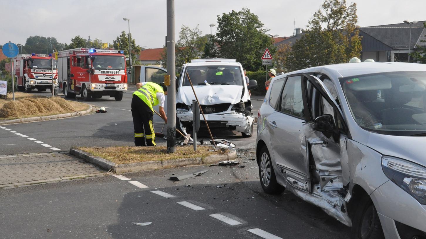 Zwei Verletzte bei Unfall in Höchstadt