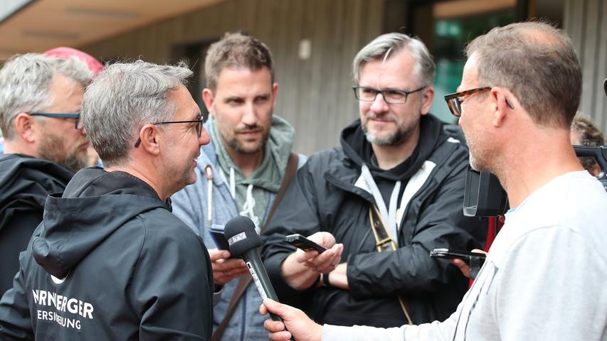 Mit Stangen und Schüssen: So war der Trainingslager-Freitag beim Club!