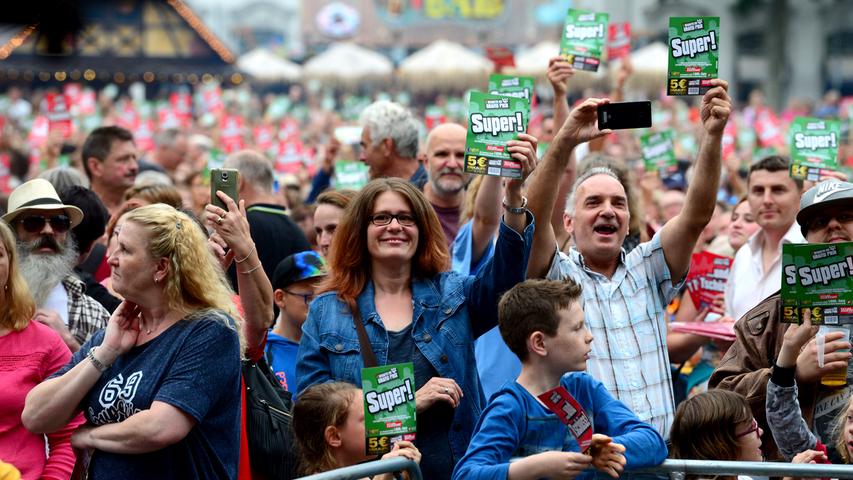 Rote Karte, grüne Karte: Großes Spektakel beim Gnadenlos Grand Prix in Fürth
