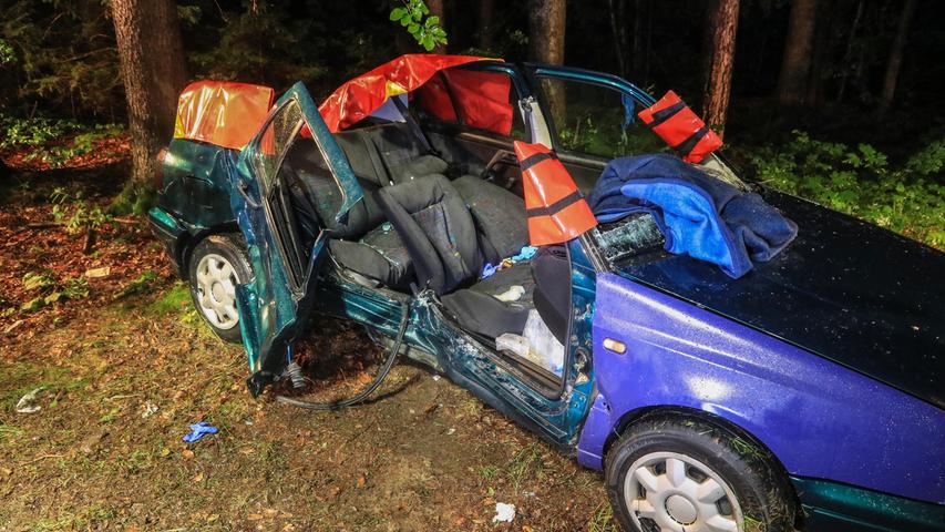 Schwerer Unfall bei Gößweinstein: Mann verliert Kontrolle über Auto