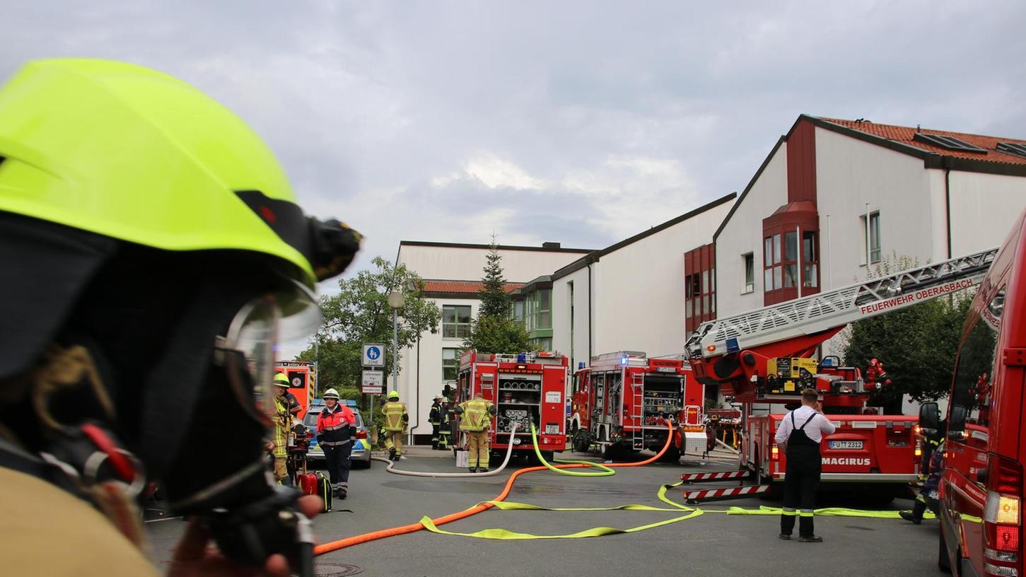 Oberasbach: Brand in Seniorenheim fordert die Retter