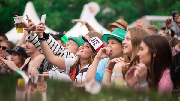 So eine Super-Sommer-Sause ist schließlich nicht jeden Tag, da wird schon mal das ein oder andere Erinnerungsfoto gemacht.