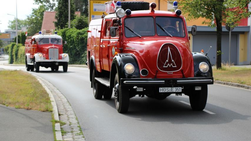 "Alt und rot" lautete die Vorgabe beim Treffen der Feuerwehrfahrzeuge in Heilsbronn.