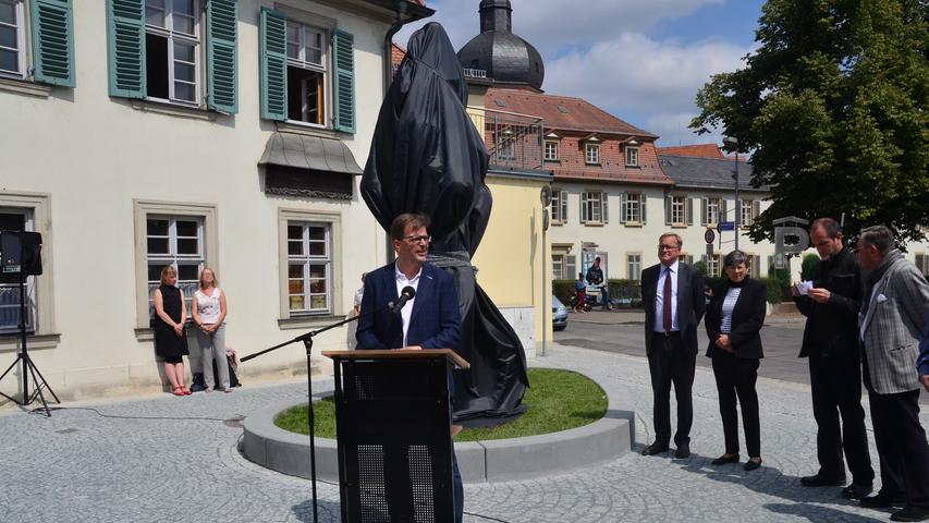Enthüllung der neuen Rui Chafes-Skulptur in Bamberg