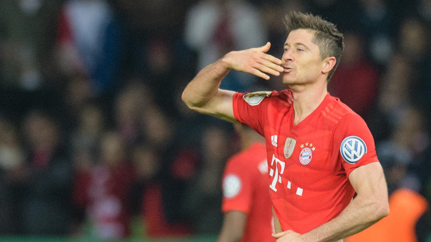 Können Bundesliga-Fans Robert Lewandowski künftig auf DAZN in der Bundesliga bewundern? Es sieht alles danach aus. Können Bundesliga-Fans Robert Lewandowski künftig auf DAZN in der Bundesliga bewundern? Es sieht alles danach aus.