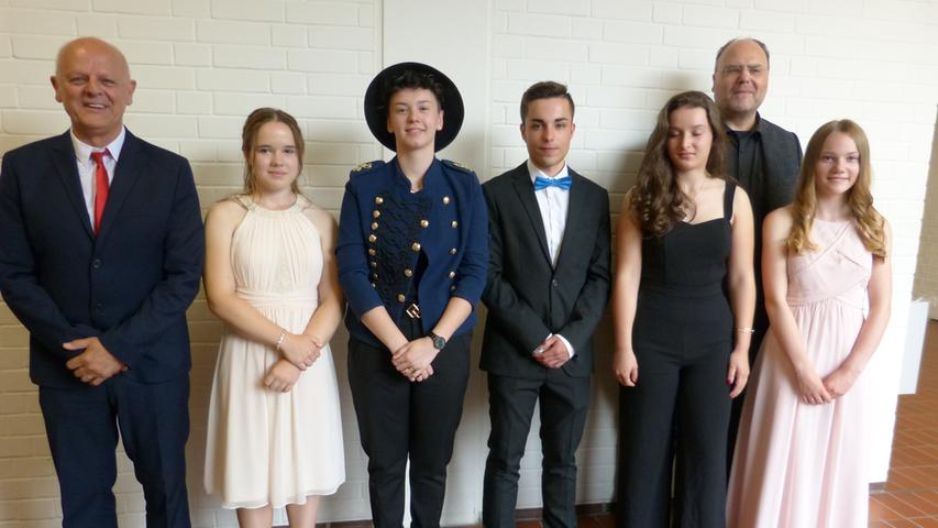 Ritter-Wirnt-Schule in Gräfenberg: Abschlussfeier mit Andacht