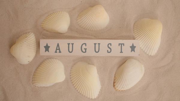 Mit dem Monatswechsel gehen auch wieder einige Änderungen für Verbraucher einher. Studenten dürfen sich auf mehr Bafög freuen und Eltern unter bestimmten Voraussetzungen auf eine Befreiung von Kita-Gebühren. Keine erfreulichen Nachrichten gibt es hingegen für Playstation-Nutzer.