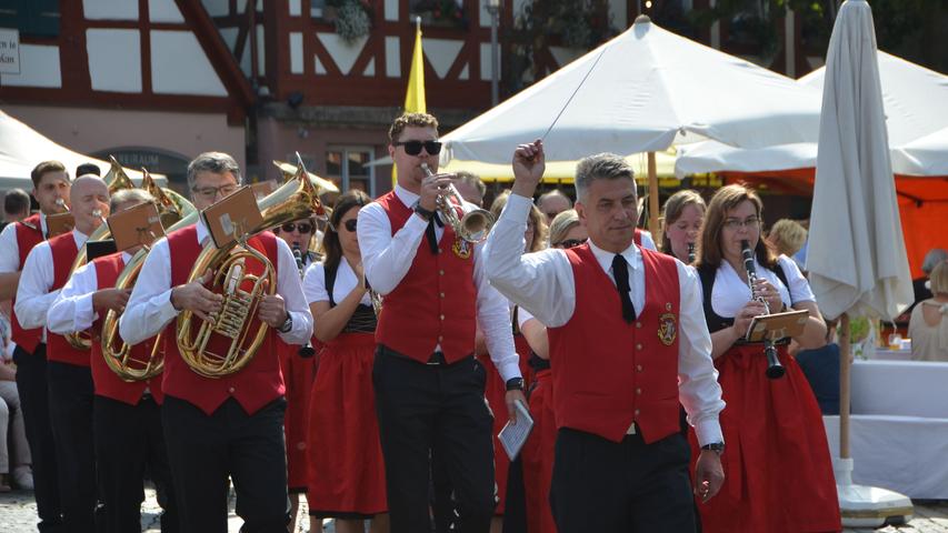 Der Bürgerfest-Sonntag in Schwabach, Teil Zwei: Flamenco und Stadtwurst