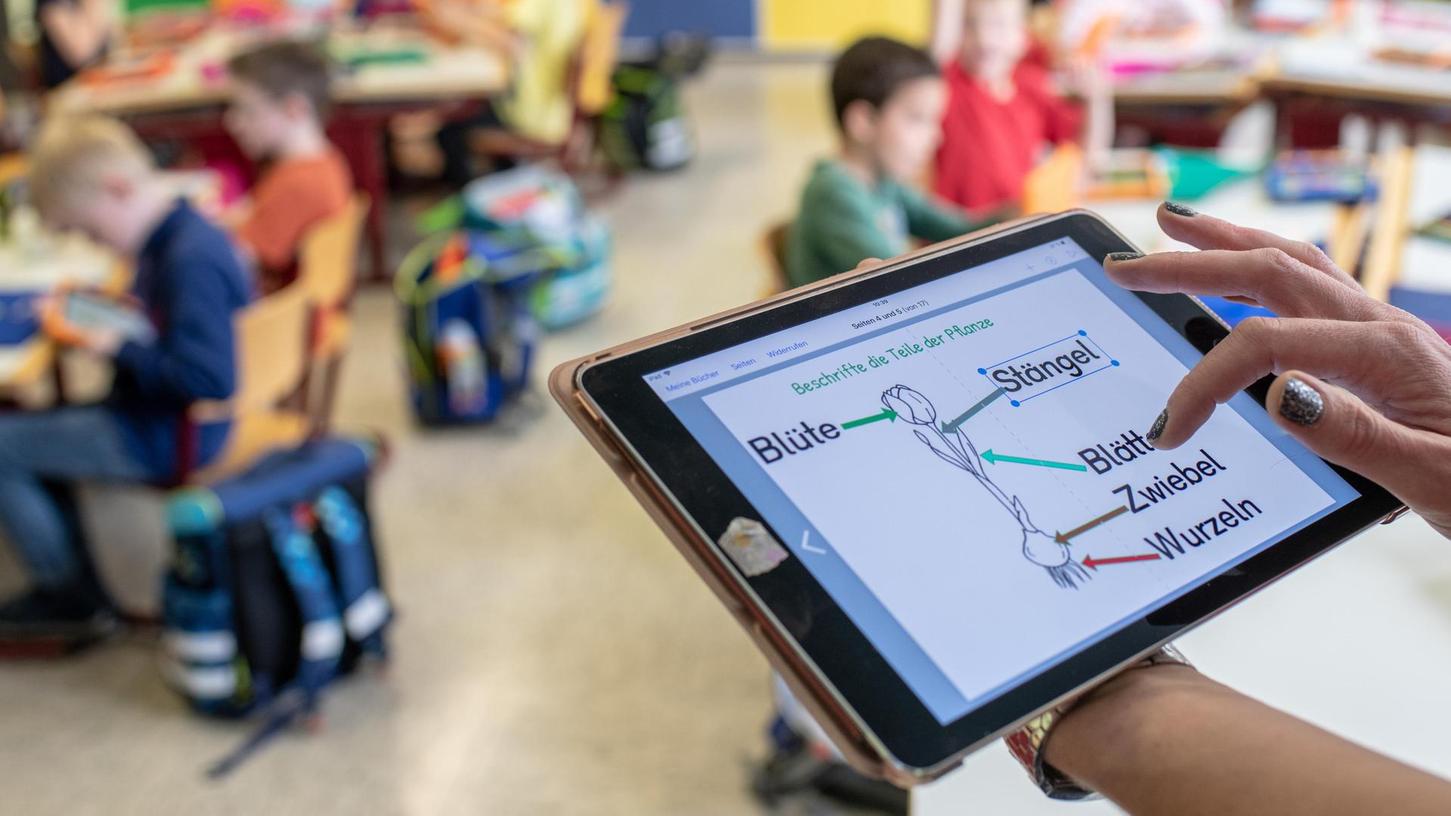 Stadt Erlangen treibt Digitalisierung der Schulen voran