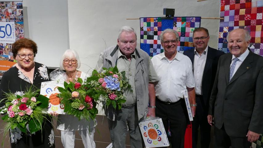 Barbara Stamm gratuliert der Lebenshilfe in Weißenburg