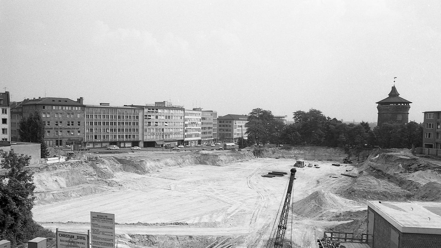 30. Juli 1969: Sechsspurig über den Rathenauplatz