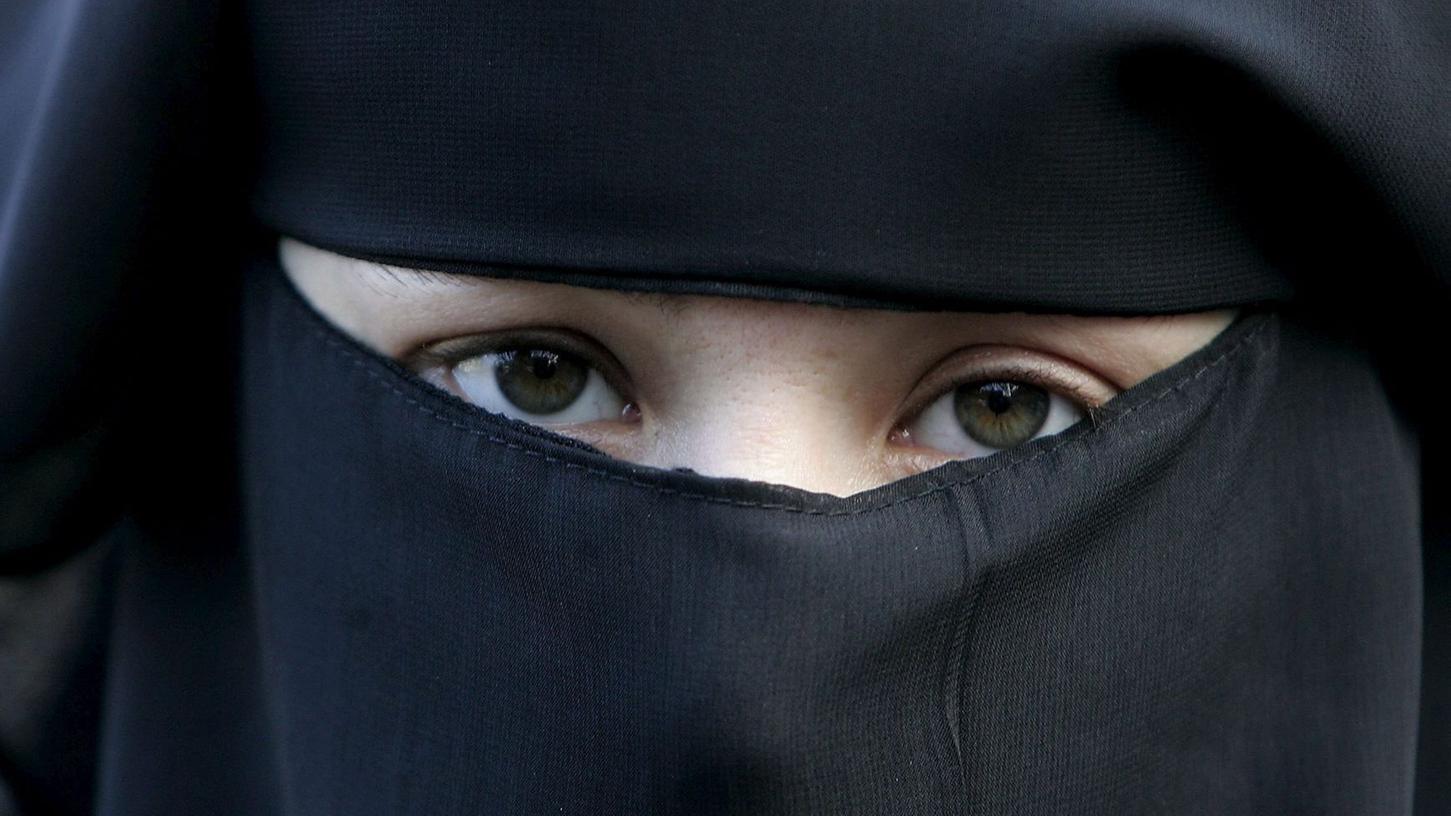 Viele halten die Vollverschleierung für ein Symbol der Unterdrückung von Frauen im Islam.