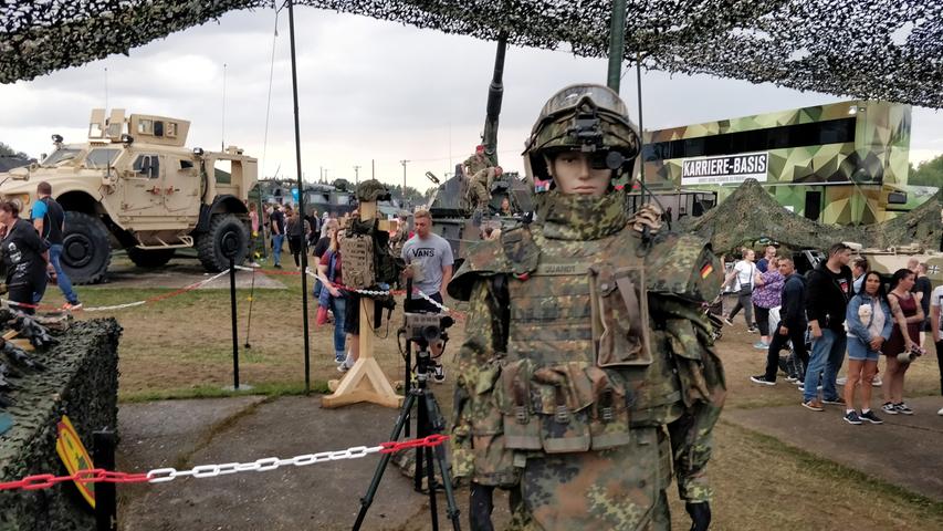 Schwere Geschütze und Bier: So war das Army-Volksfest in Grafenwöhr