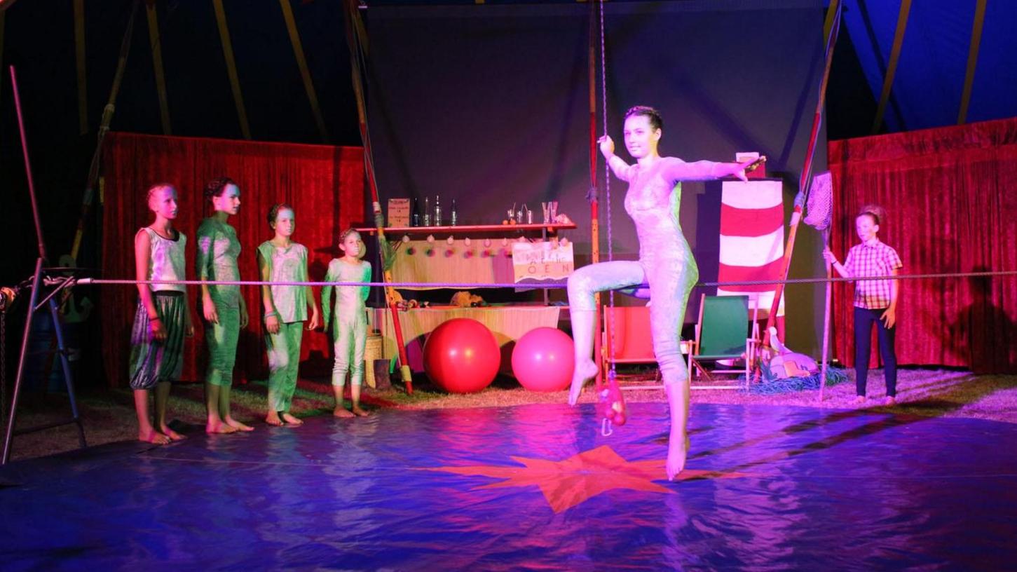 Zirkus Schnauz: Kinder beeindrucken mit Akrobatik
