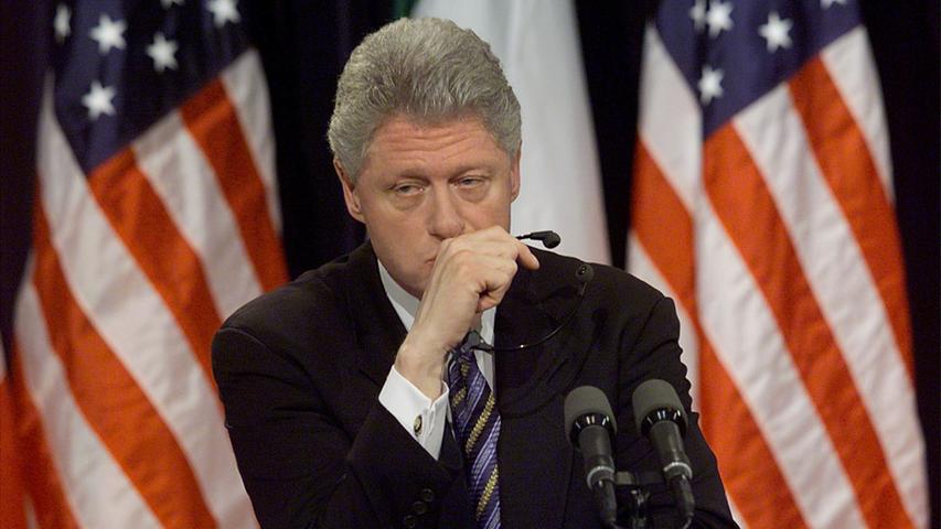 Bill Clinton hat es als Linkshänder bis ins Weiße Haus geschafft. Von 1993 bis 2001 war er der 42. Präsident der Vereinigten Staaten.