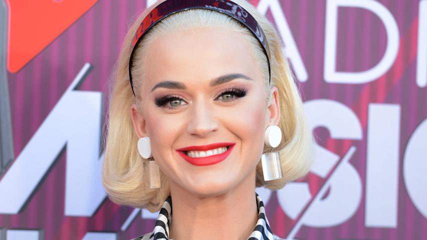 Sie war schon beim 60. Geburtstag dabei: Popstar Katy Perry im Jahr 2011 bei der damals größten Adidas-Kampagne für das Unternehmen. 2009 nahm sie am 60-jährigen Firmenjubiläum teil.
