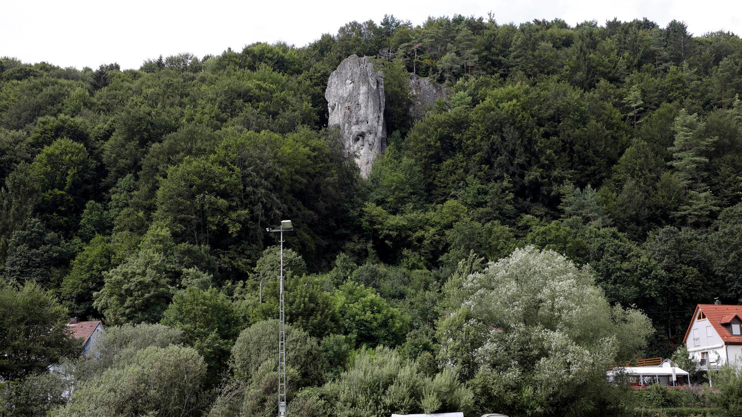 Der Ort Wolfsberg liegt mitten in der Natur in der Fränkischen Schweiz.
Der Ort Wolfsberg liegt mitten in der Natur in der Fränkischen Schweiz.