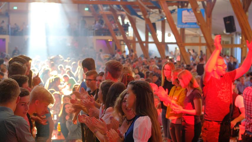 Jura-Volksfest 2019: D'Rebelln und Gaudinudeln drehen auf