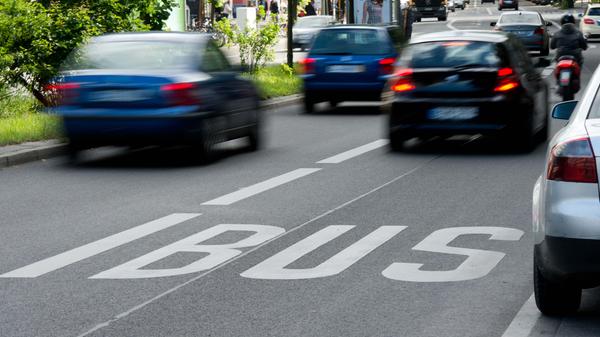 Verkehrsminister Scheuers Pläne für die Straßen