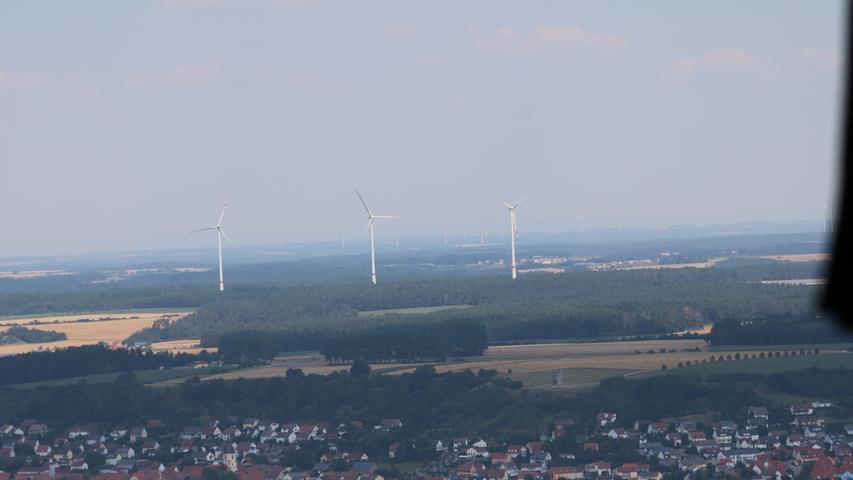 Luftbild auf Windräder