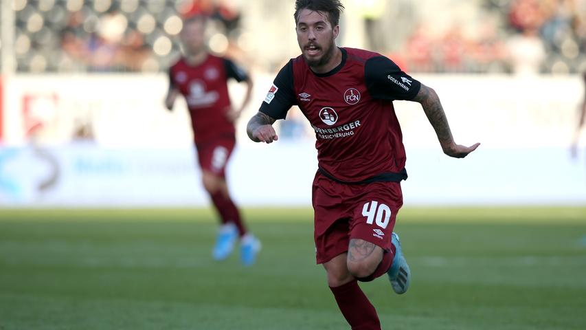 Sollte noch besser sein als Matheus Pererira. War dann schlechter als die meisten anderen in seiner neuen Mannschaft. Medeiros war einer der teuersten Neuzugänge vor der Saison – und durfte nach einem enttäuschenden Jahr schon vor den Relegationsspielen zurück nach Portugal, um sich einen neuen Verein zu suchen. Redaktion: 6 | User: 5,4 (861 Stimmen) Sollte noch besser sein als Matheus Pererira. War dann schlechter als die meisten anderen in seiner neuen Mannschaft. Medeiros war einer der teuersten Neuzugänge vor der Saison – und durfte nach einem enttäuschenden Jahr schon vor den Relegationsspielen zurück nach Portugal, um sich einen neuen Verein zu suchen. Redaktion: 6 | User: 5,4 (861 Stimmen)