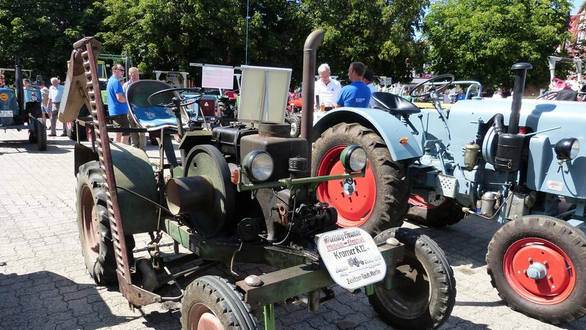 Mit Oldtimer-Traktoren und Bier: Buntes Treiben beim Marktfest in Igensdorf