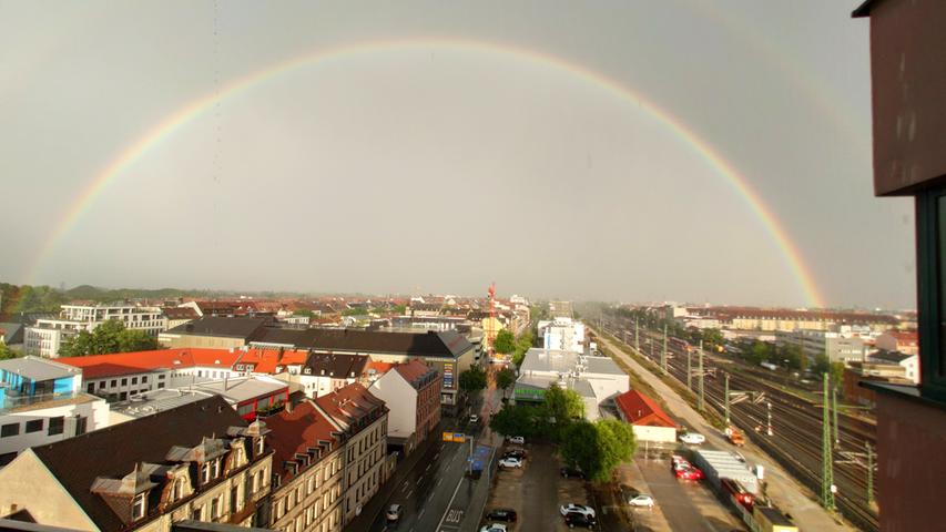 Magische Farben: Regenbogen verzaubert Fürth nach Unwetter