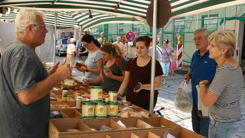 Markttreiben, politischer Frühschoppen, jede Menge Musik und Feierfreude: Das Altstadtfest gehört zu den Höhepunkten des Ebermannstädter Sommers.