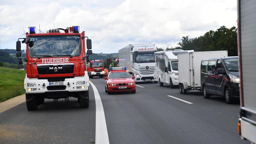 Lkw umgeschmissen: Schwerer Unfall auf der A3 bei Neumarkt